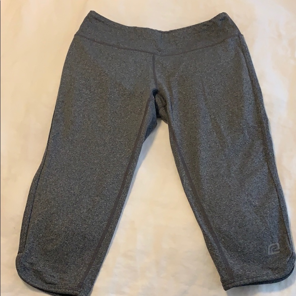 RoadRunner Sports Capri Workout Tights